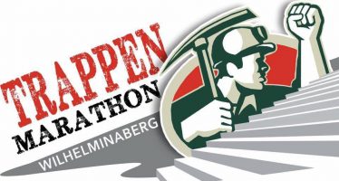 Danny Roufs aan de telefoon bij Duncan over Trappenmarathon Wilhelminaberg