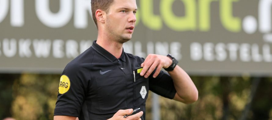 Landgraafse scheidsrechter Robin Hensgens maakt debuut in Eredivisie