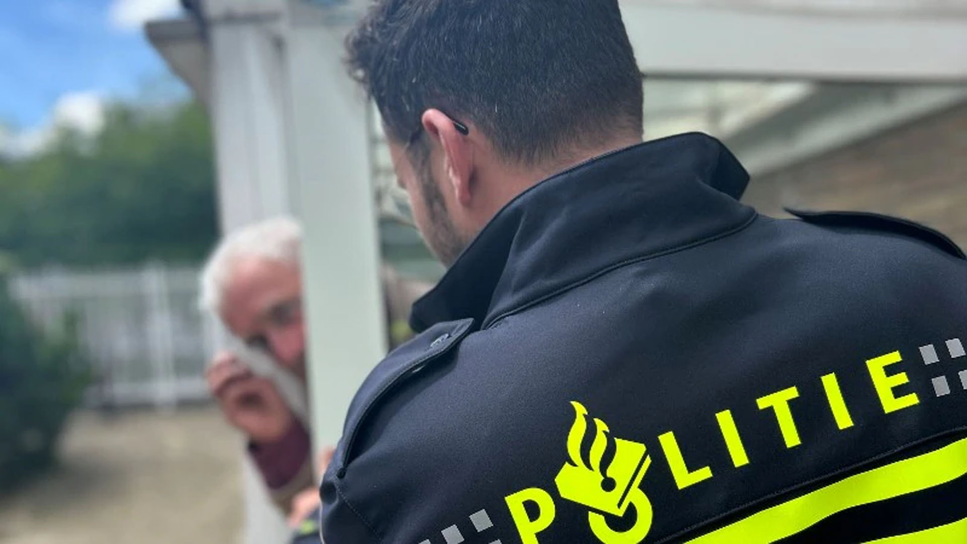 Politie waarschuwt voor nepagenten actief in Kerkrade en omgeving