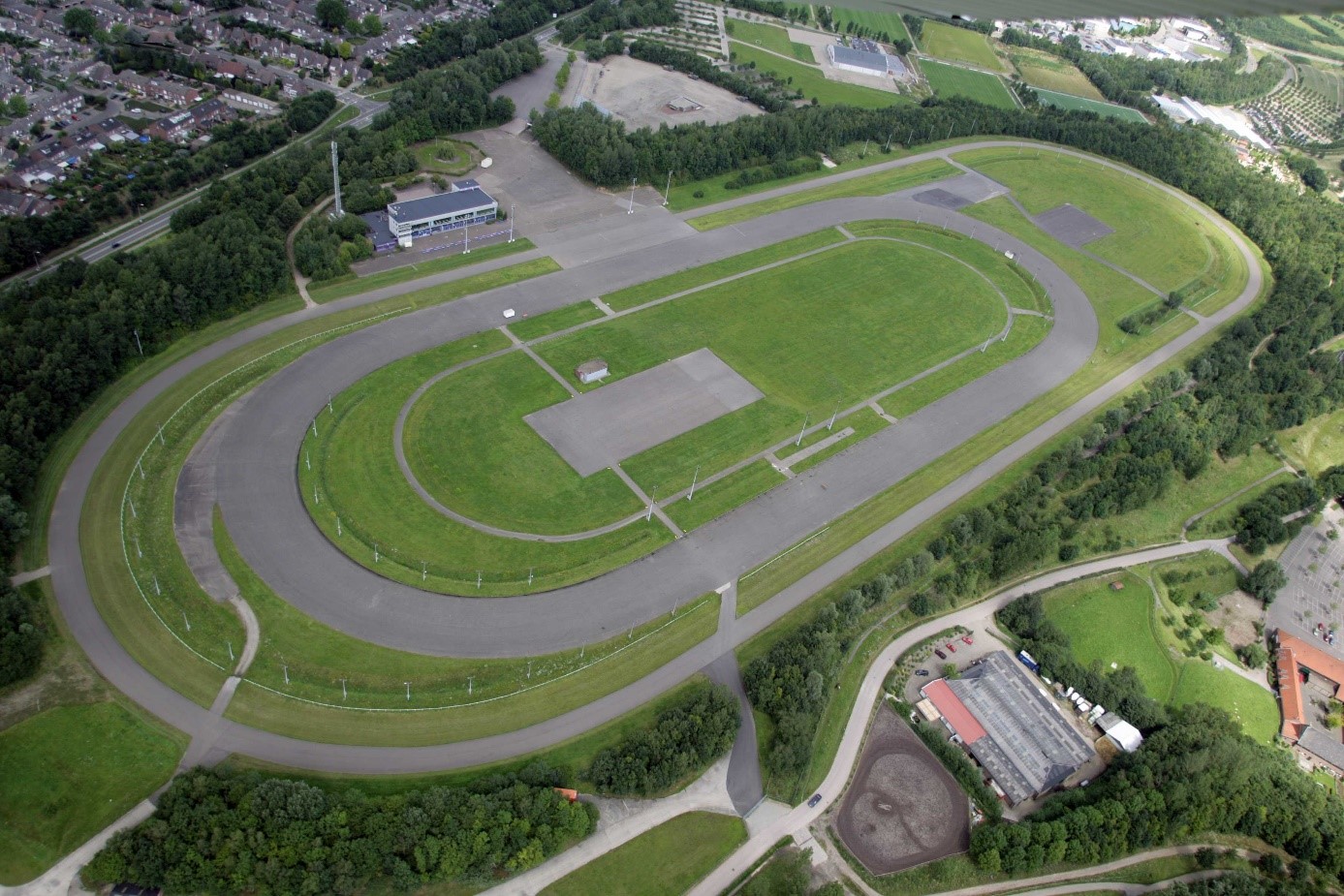 Megaland nodigt drieduizend huishoudens uit voor toelichting op nieuwe plannen
