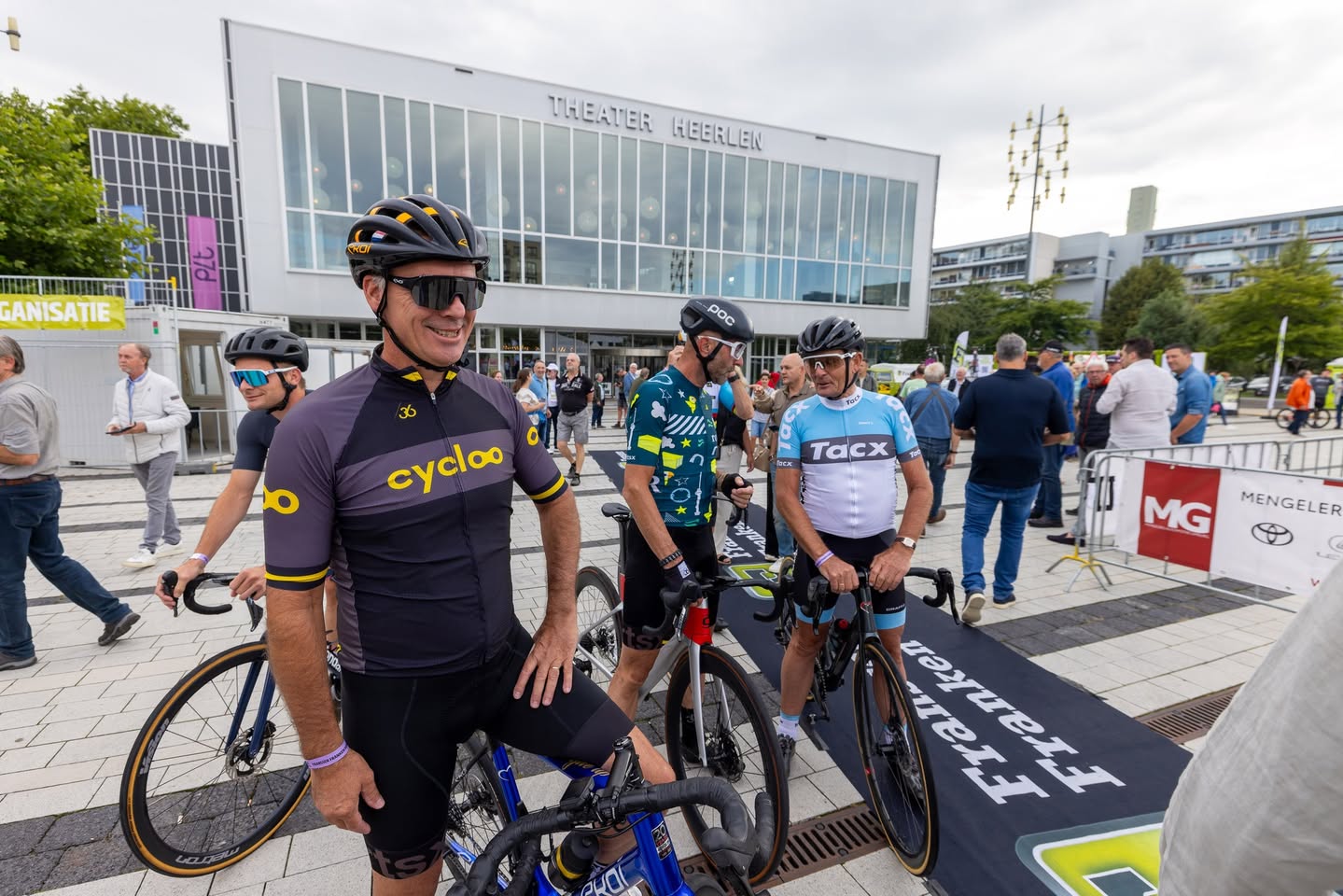 Tourrenners, oud profs en derny's in Franssen Franken Ronde Heerlen