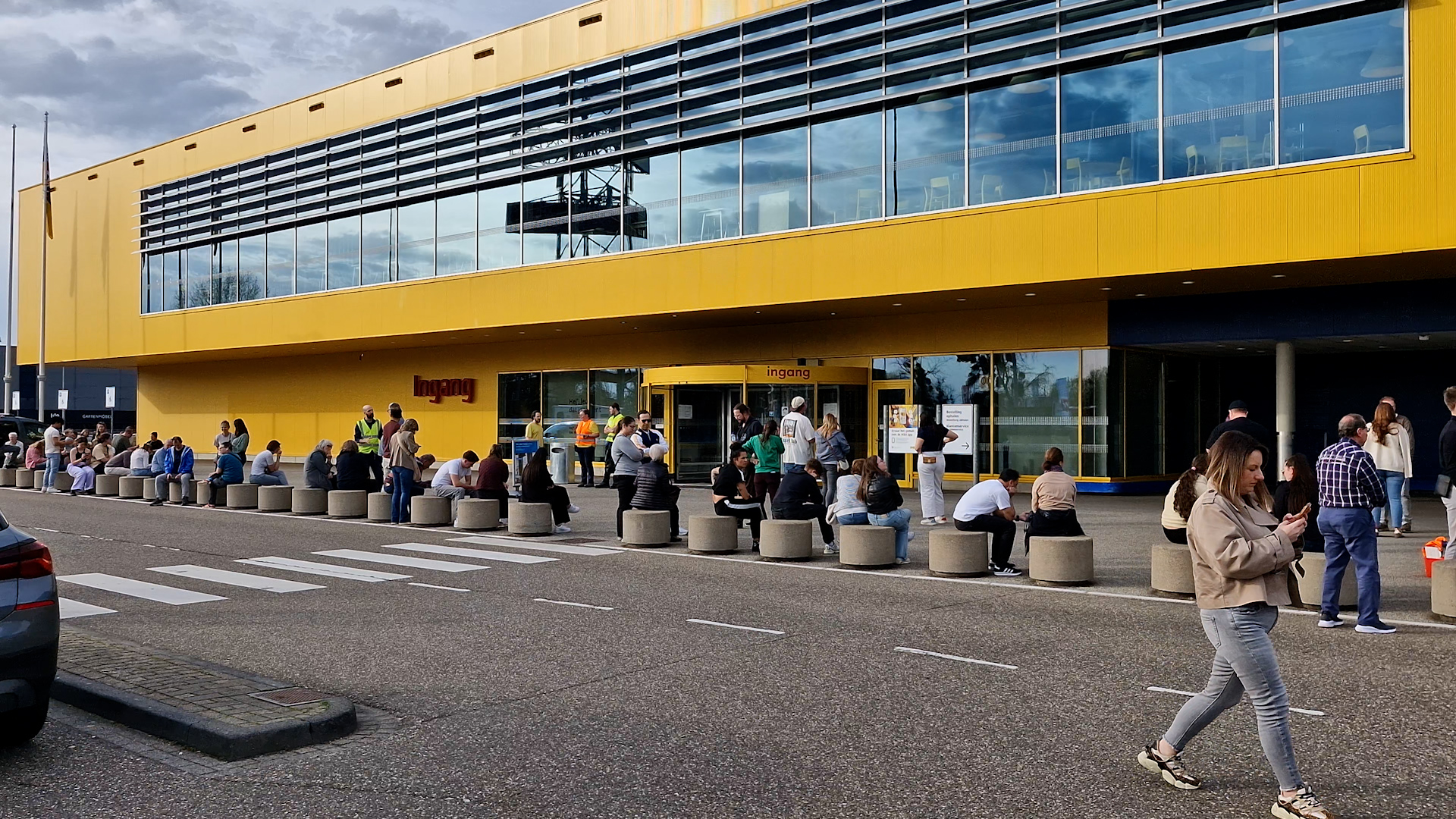 IKEA Heerlen gisteravond ontruimd wegens een lekkage in het sprinklersysteem