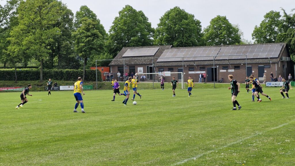 FC Kerkrade-West grijpt naast titel na nederlaag tegen LVC Rood Groen