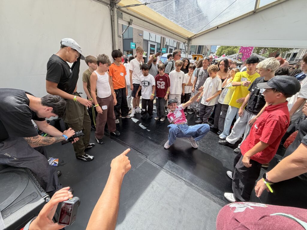 Heerlense breakdancer geeft zijn passie door aan jong talent